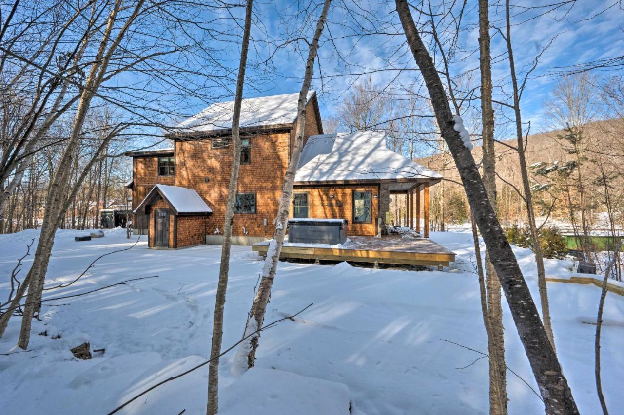 The Fox House Luxe Lincoln Home With Hot Tub Exterior photo